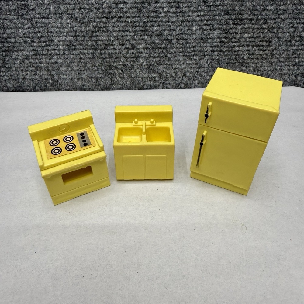 Vintage Fisher Price dollhouse miniature furniture kitchen fridge sing stove lot - Picture 9 of 10